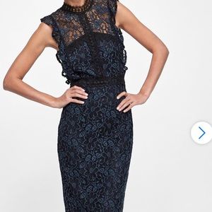 Zara lace dress / NEW